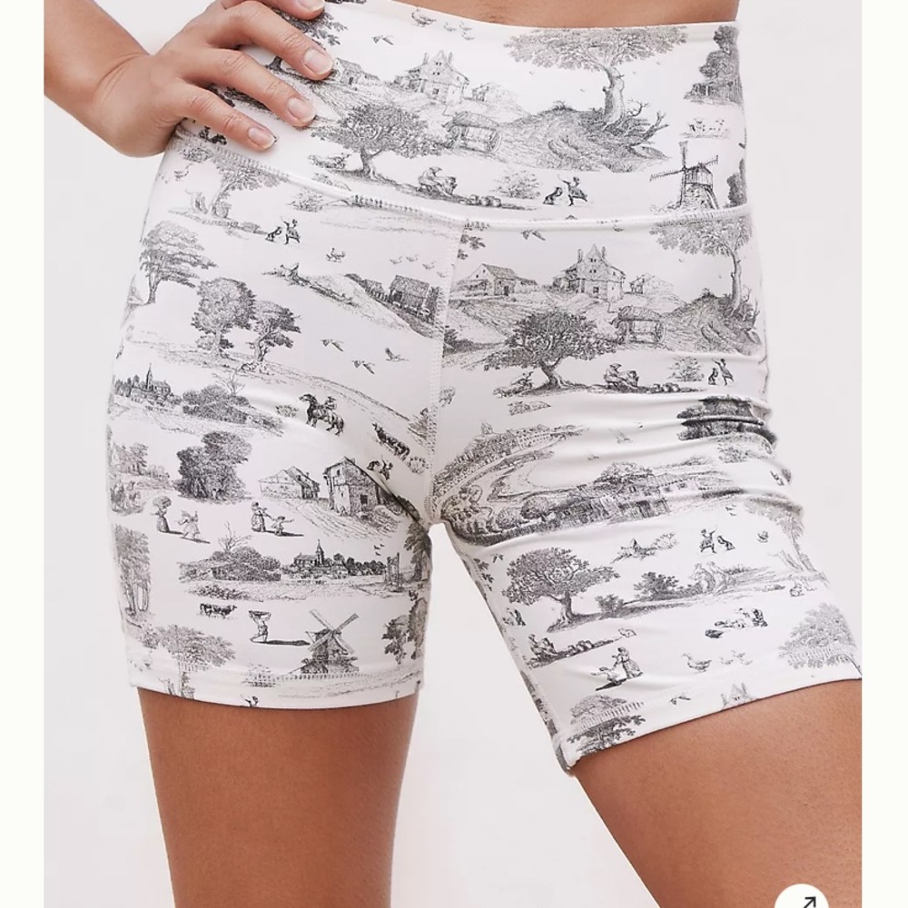 WeWoreWhat Biker Shorts